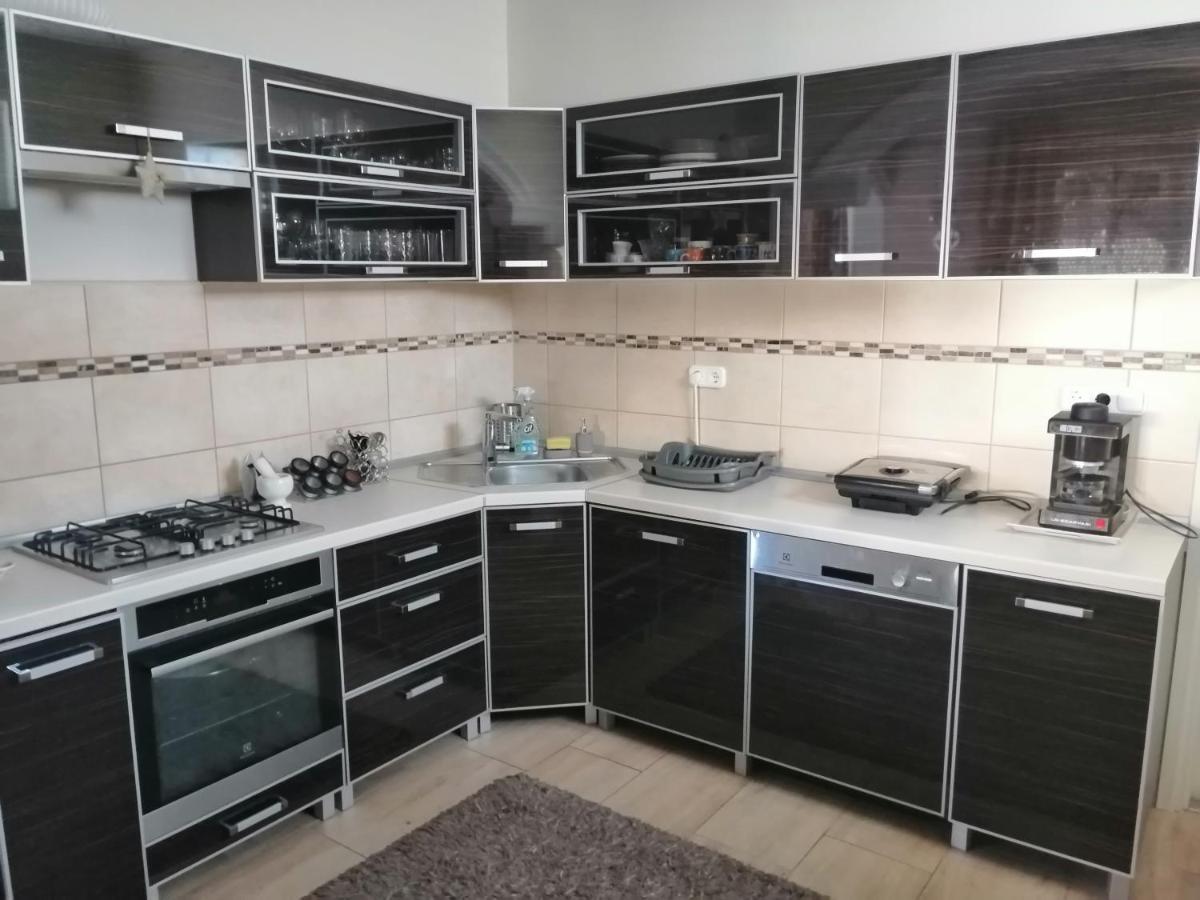 Elza Apartman Makó Habitación foto